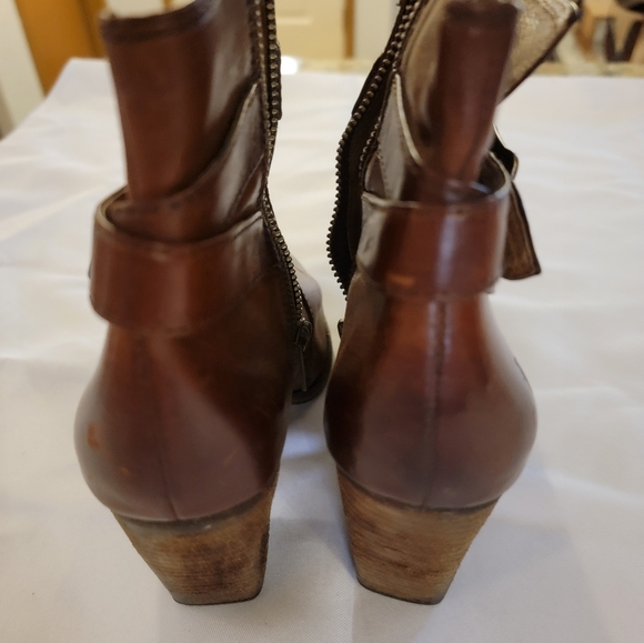 Frye Patty Riding Bootie - Picture 3 of 8